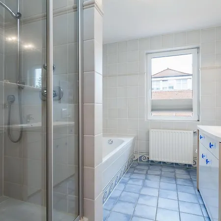 Waterkant 10 - Strandkrabbe * Boltenhagen (Ostseebad)