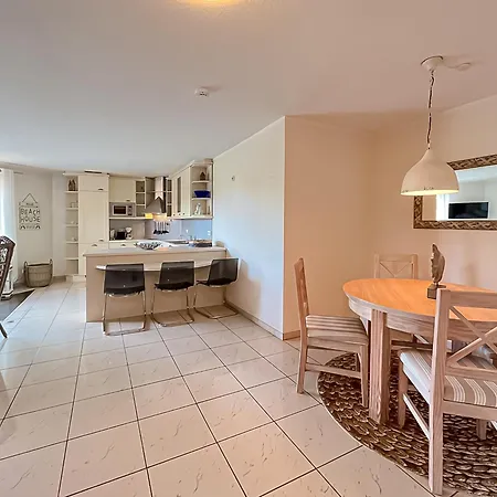 Waterkant 10 - Strandkrabbe * בולטנהאגן