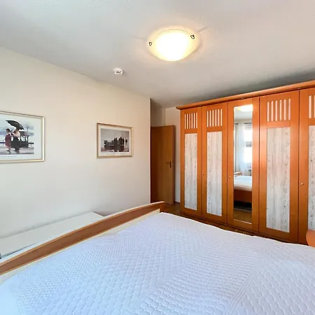 Waterkant 10 - Strandkrabbe * Boltenhagen (Ostseebad)